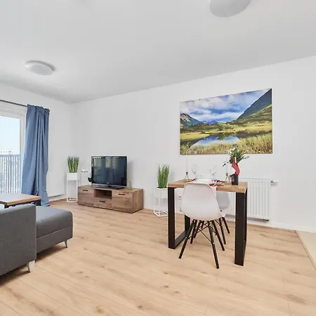 Modern Elegance With Ac By Renters Apartamento